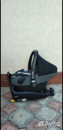 Автолюлька maxi cosi pebble plus с базой isofix