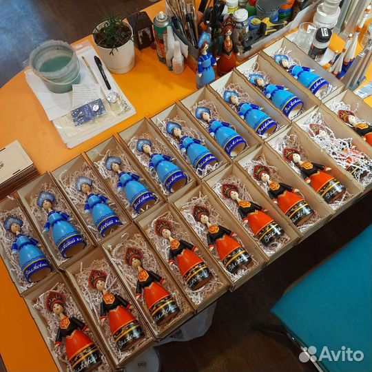 Роспись по дереву, стеклу, коже, ткани, пластику