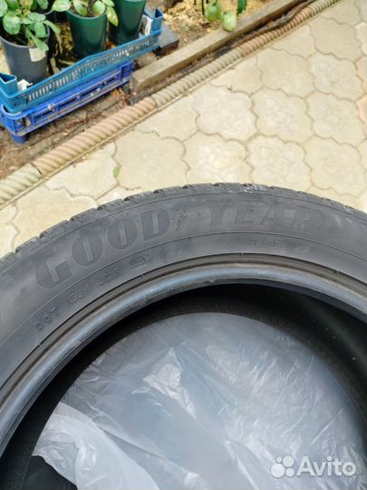 Goodyear EfficientGrip SUV 4x4 265/50 R20