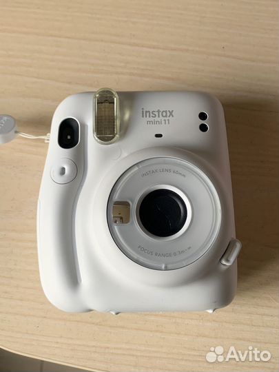Фотоаппарат:instax mini 11