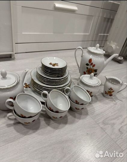 Сервиз чайный фарфор