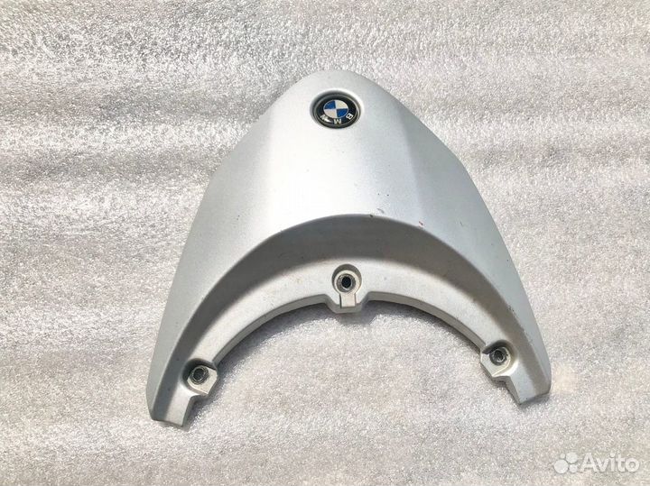 BMW R1200R 2007 задняя накладка на стоп сигнал