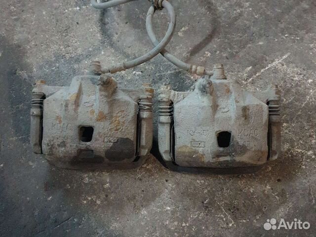 Передний правый суппорт ниссан альмера классик b10