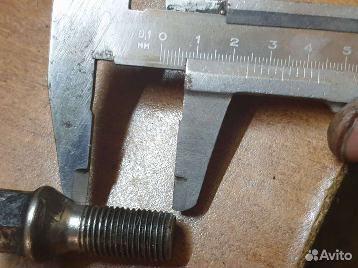 Болты на Фольксваген транспортер т4