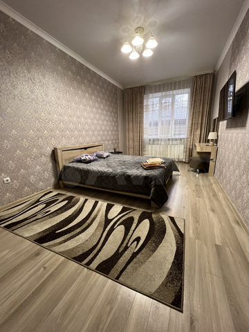 1-к. квартира, 40 м², 1/6 эт.