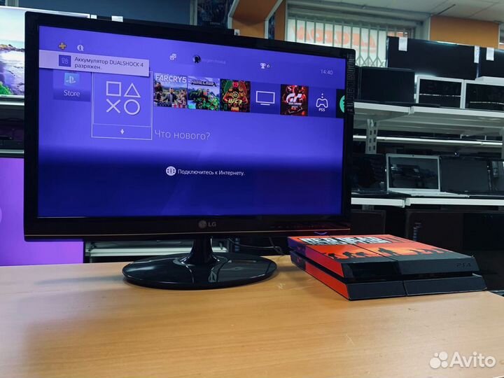 Игровая приставка Sony PlayStation 4 2 джостика