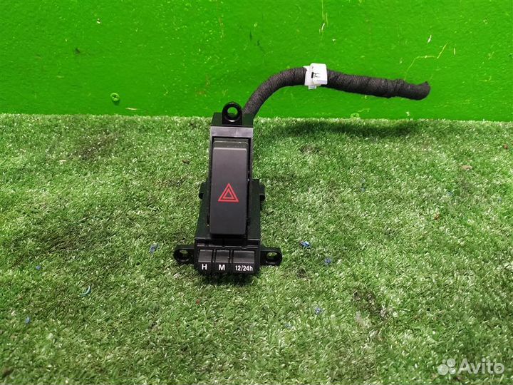 Кнопка аварийной сигнализации Mazda 3 (BL) 2010