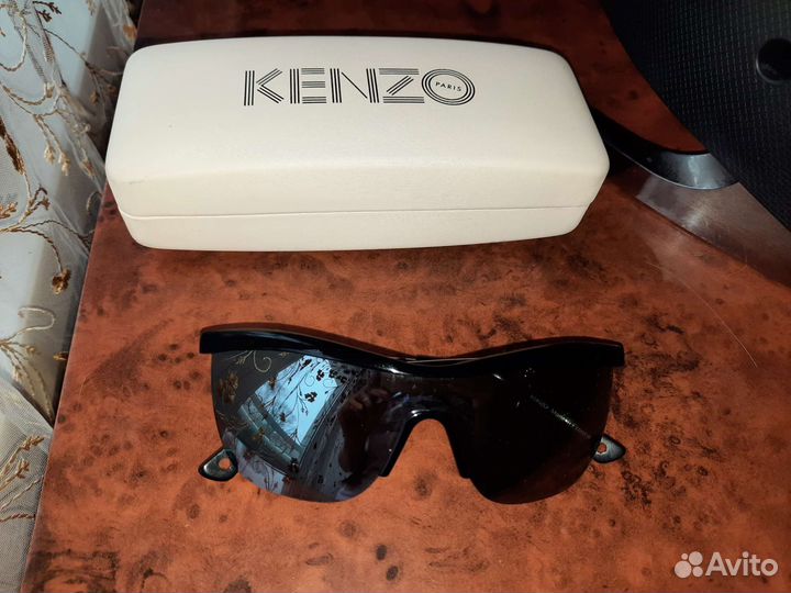 Солнцезащитные очки женские брендовые