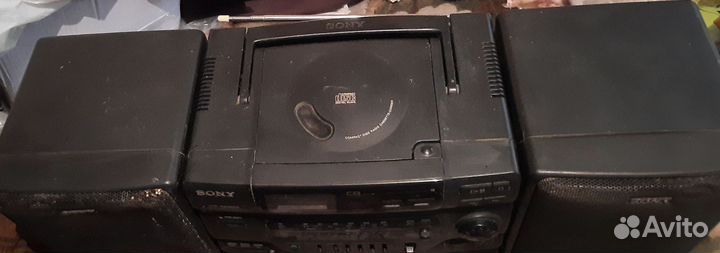 Магнитола Sony CFD-DW550S