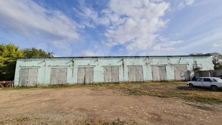 Свободного назначения, 980 м²