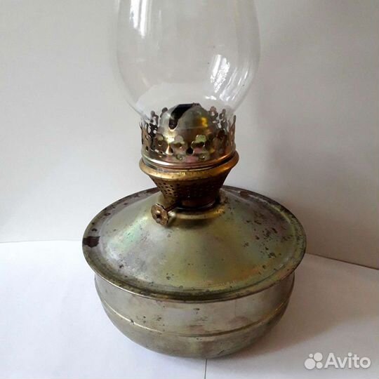 Керосиновая лампа