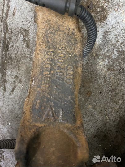 Кулаки поворотные audi а4 в5,а6 с5