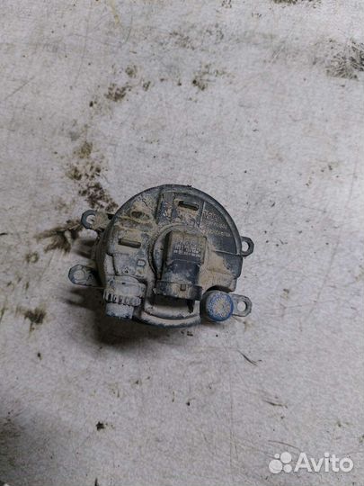 Фара противотуманная правая toyota camry 40