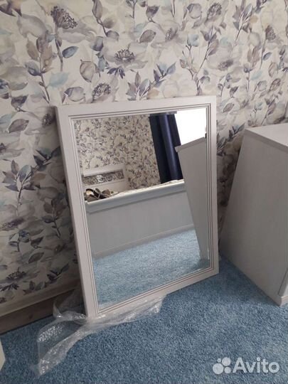 Зеркало от компании Лазурит