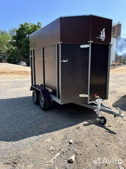 Прицеп коневоз