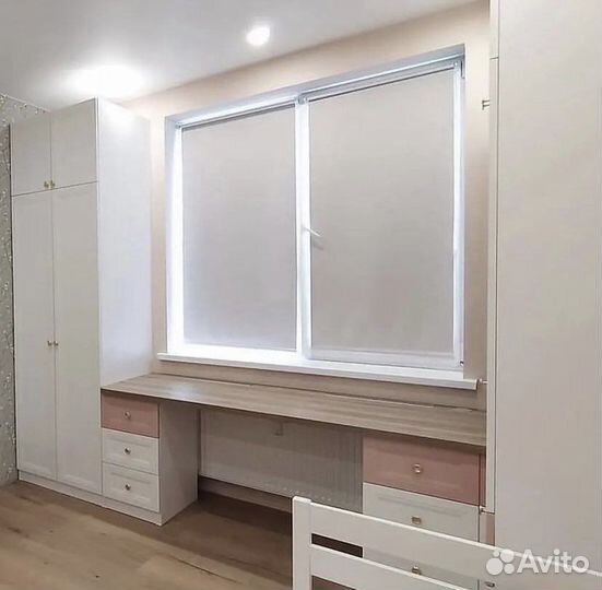 Рабочая зона у окна