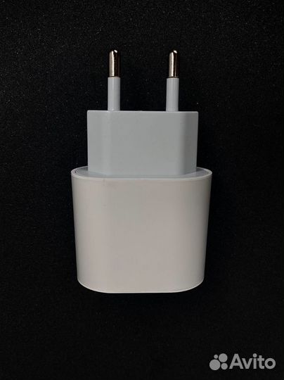 Сетевое зарядное устройствоusb-C Power Adapte
