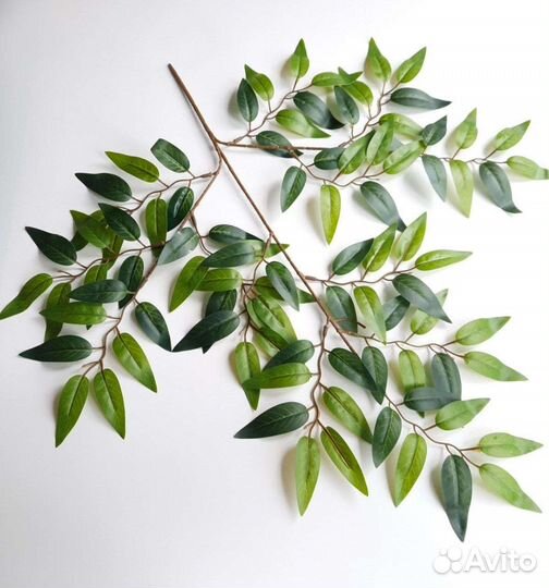 Искусственные ветки деревьев