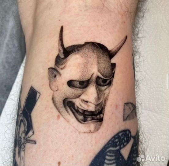 Модель на тату