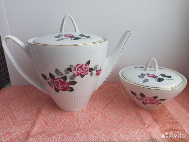 Фарфор Чехословакия. Посуда, шкатулки из дерева