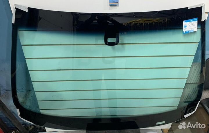 Лобовое стекло Audi q7