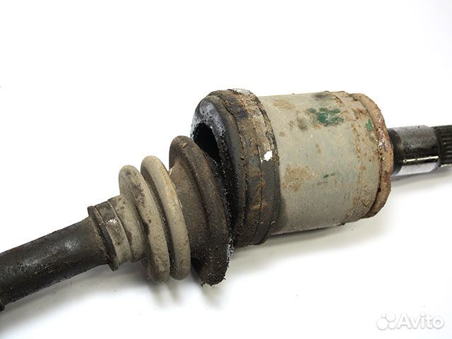 Привод передний левый Mitsubishi Pajero Sport