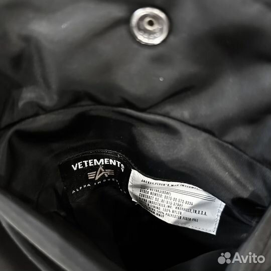 Vetements racing bomber jacket black