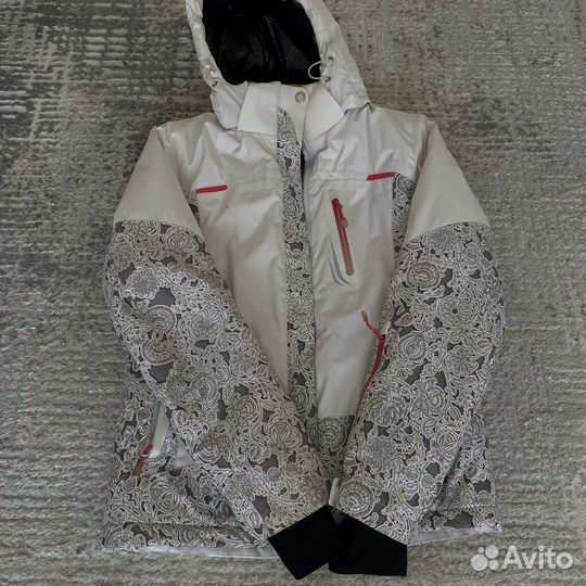Горнолыжная куртка женская 42 44 46