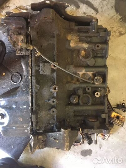 Блок 4G18 Mitsubishi Lancer 9