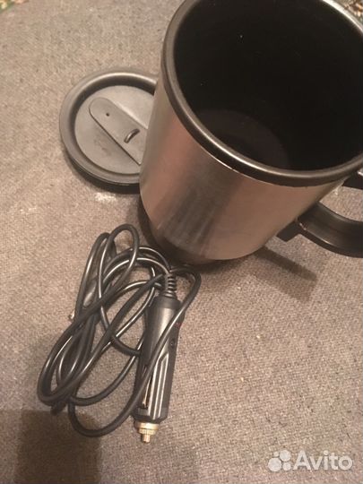 Термокружка Wellberg WB 6079 (Автомобильная с подо