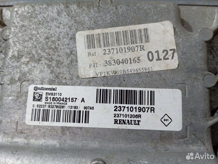 Блок управления двигателем Renault Kangoo K4M836