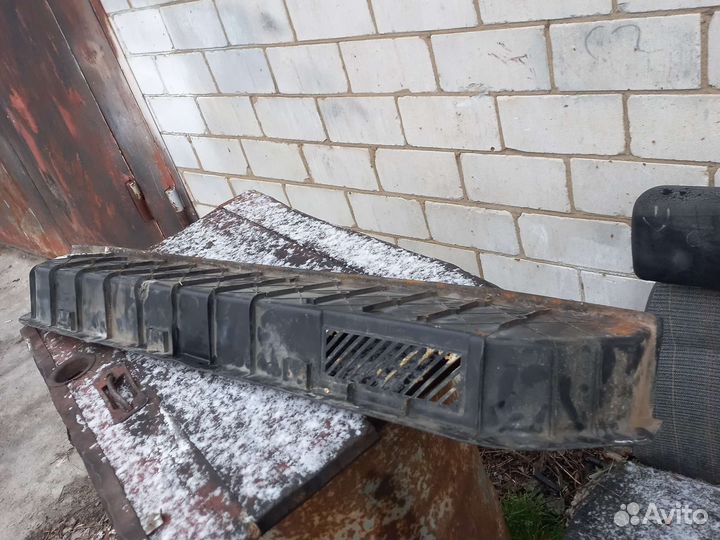 VW T4 (90-96) порог 701863726А отдвиж двери