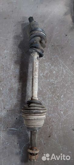 Привод передний правый на Mitsubishi Mirage