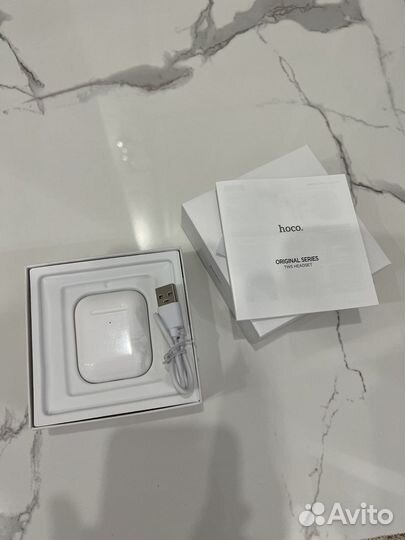 Airpods 2
