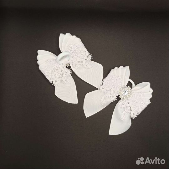 Белые банты с кружевом Школьные банты