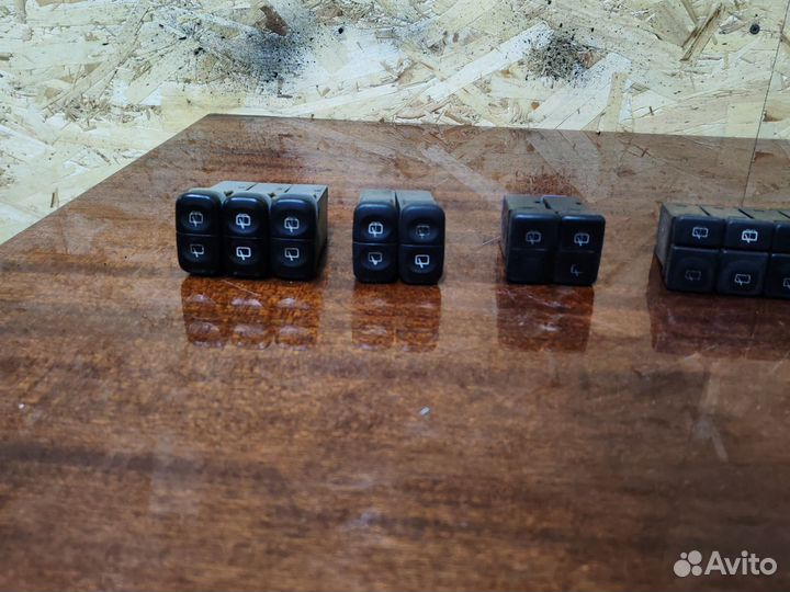 Кнопка заднего стеклоочистителя Киа Спортейдж 1