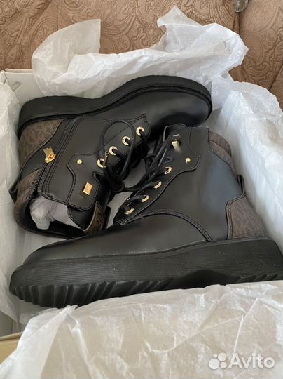 Ботинки демисезонные