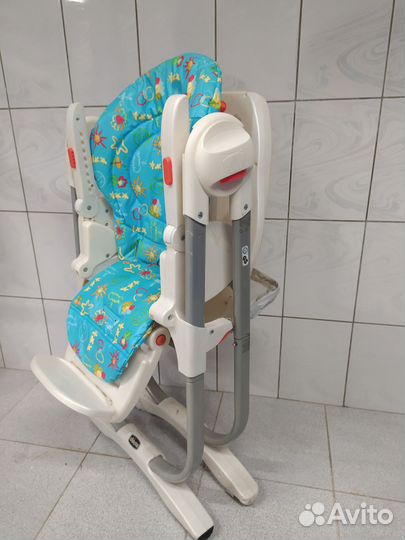 Стульчик Chicco для кормления малыша