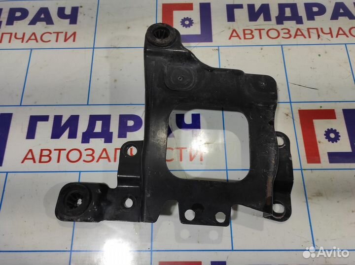 Кронштейн аккумулятора Ford Focus 3 AV61R6K034AB