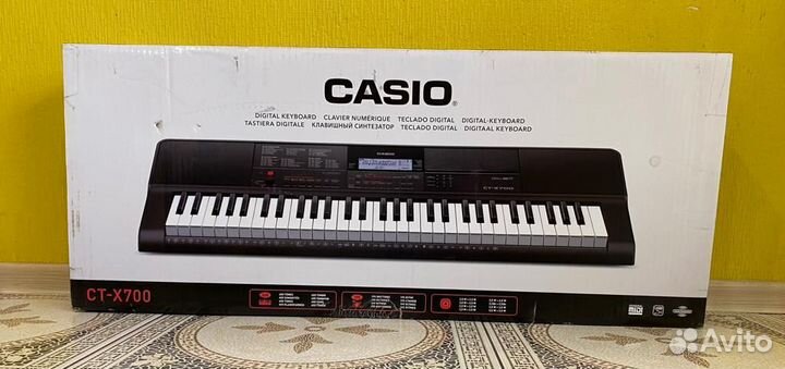 Синтезатор Casio CT-X700