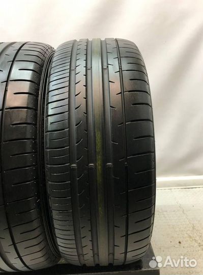 Dunlop SP Sport Maxx 050+ 215/55 R17 99Y