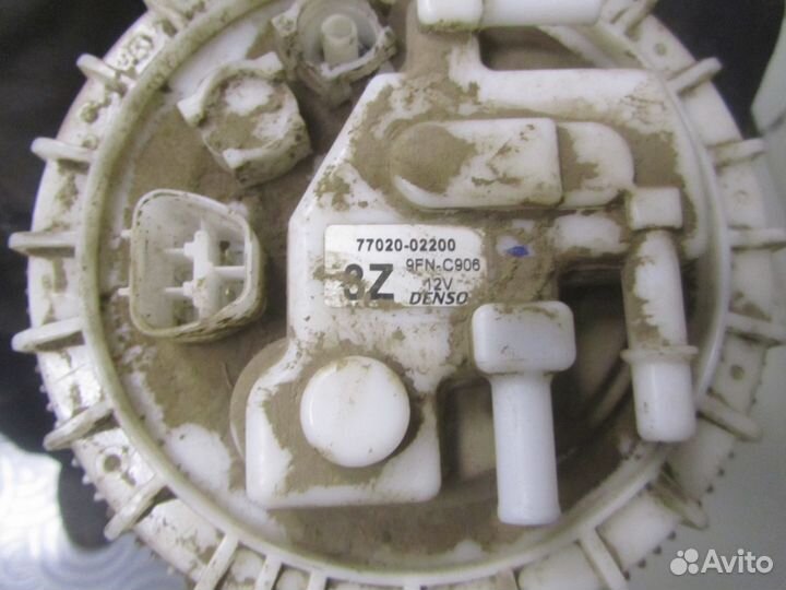 Насос топливный электрический Toyota Corolla E150