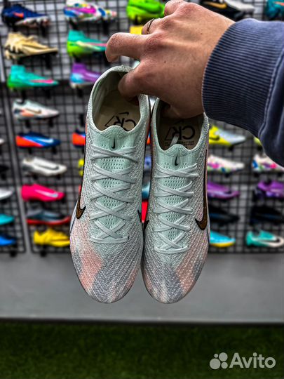 Бутсы с железными шипами nike mercurial vapor 16