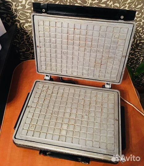 Электровафельница