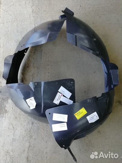 Подкрылок пластиковый