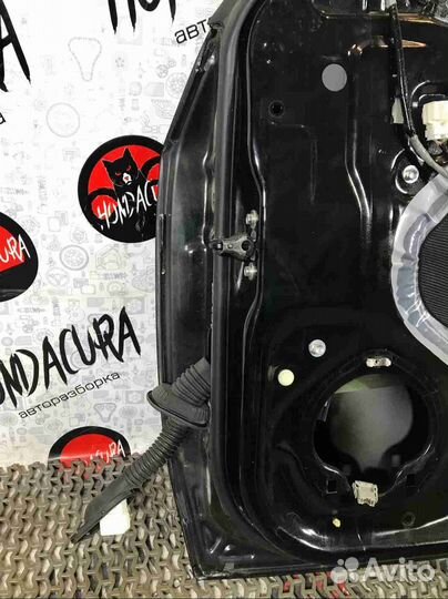 Дверь передняя правая Acura TSX