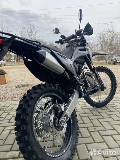 Мотоцикл Regulmoto Sport-003 PR PRO 300 (4 valves)