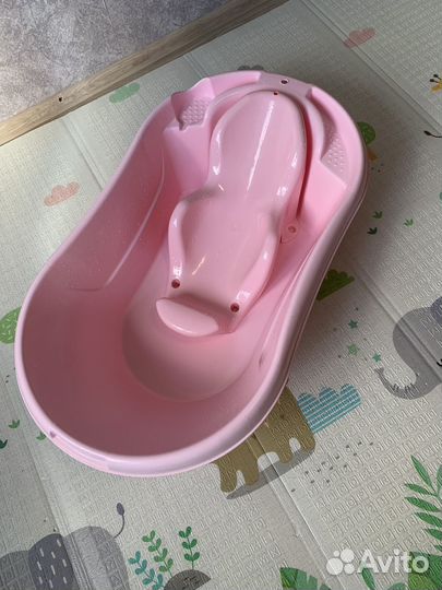 Ванночка для купания новорожденного с горкой