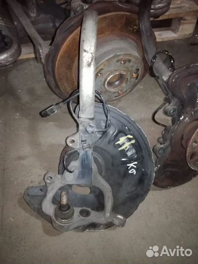 Поворотный кулак Мерседес w211 w219