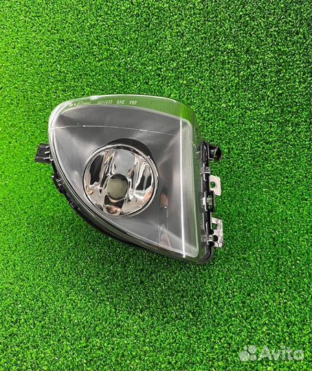 Противотуманка правая бмв 5 Ф10 (10-13)